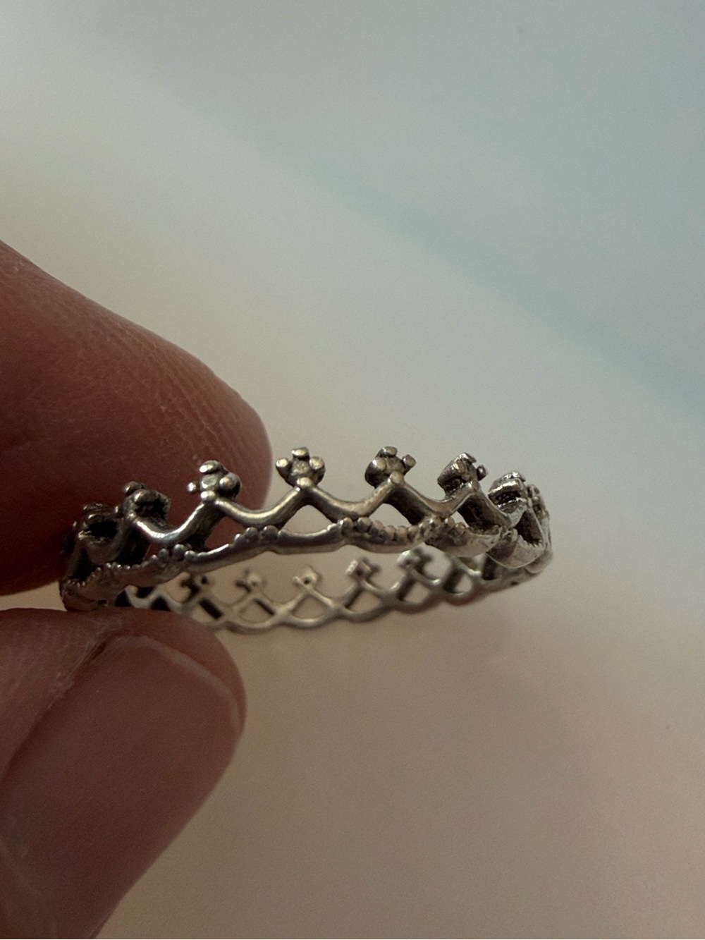 Vintage 925 sterling silver handmade delicate stacking princess crown ring